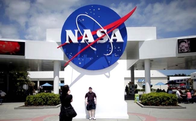 30/77/indian-american-teens-are-in-nasaae-s-space-contest-finalists.jpg