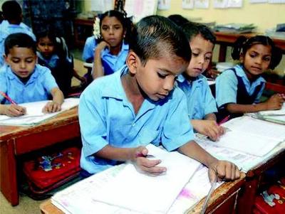 5e/35/kerala-achieve-100-primary-education-in-the-country.jpg
