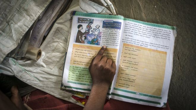 88/1d/unesco-reports-poor-country-pupils-lack-textbooks.jpg