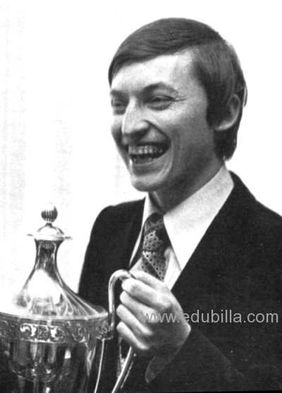 Anatoly Karpov falls under new EU sanctions, he will not be able to enter  the EU and his assets in EU will be frozen. : r/AnarchyChess